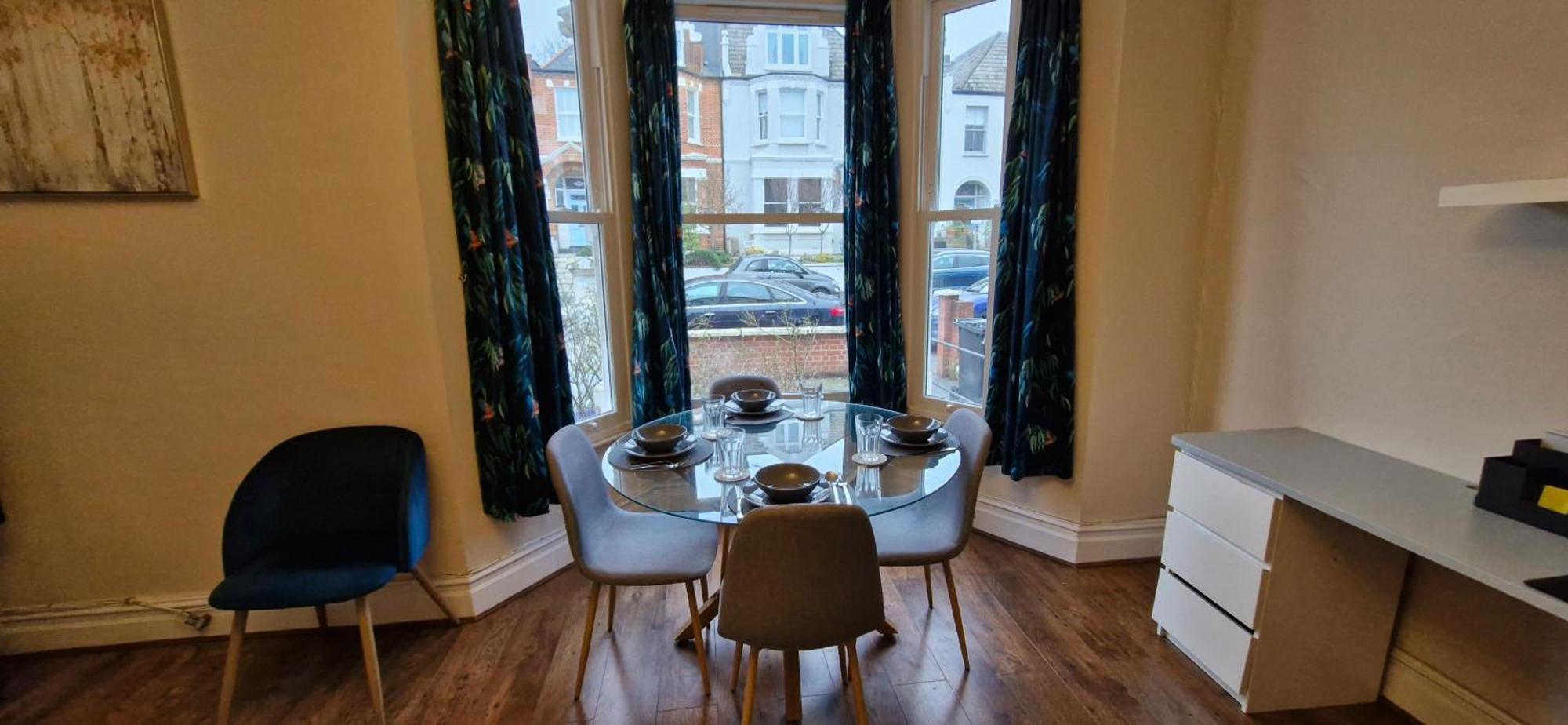 Charming Flat In Wimbledon Apartment London Ngoại thất bức ảnh