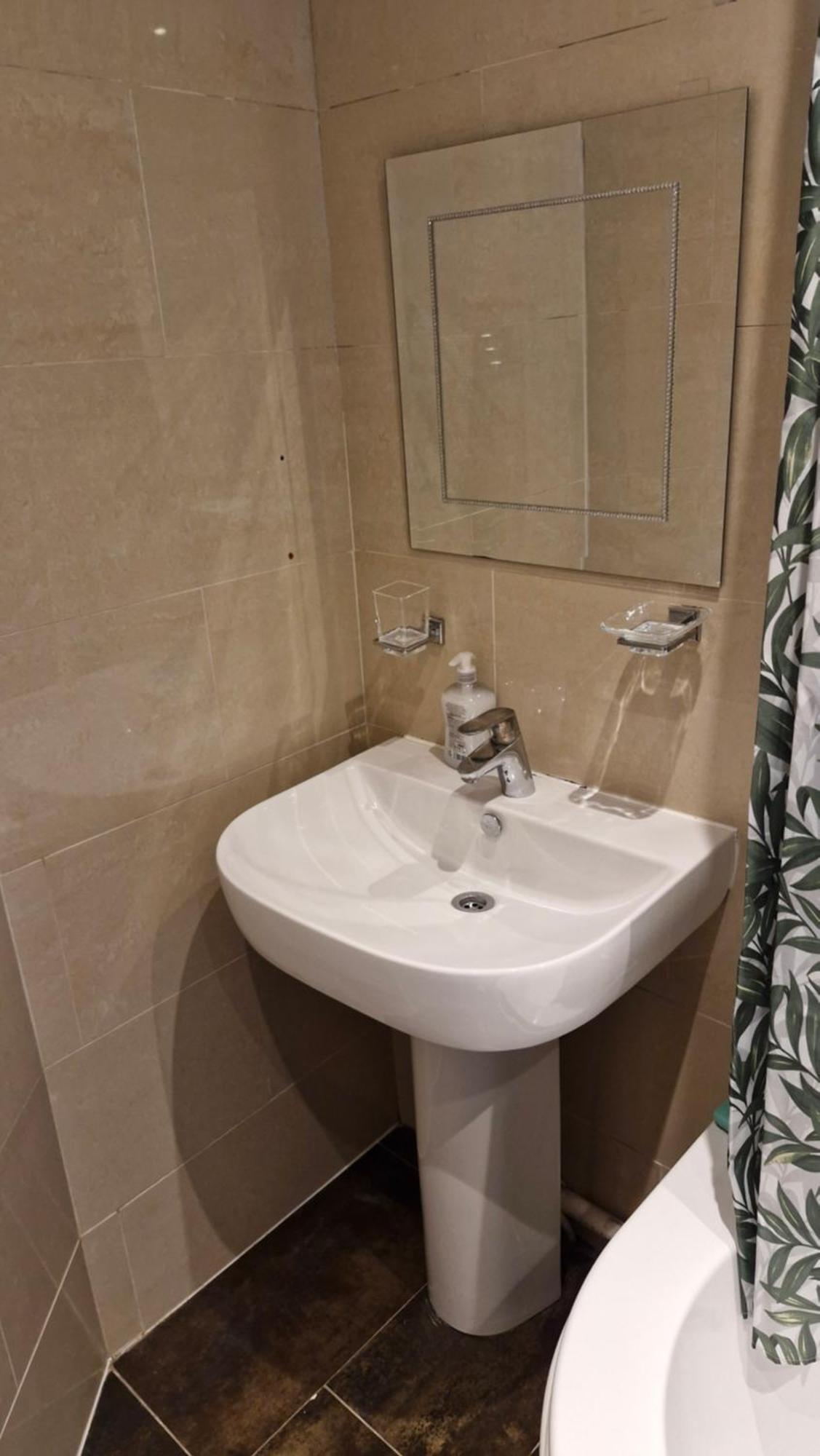 Charming Flat In Wimbledon Apartment London Ngoại thất bức ảnh